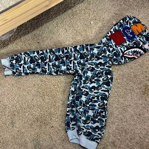 Bathing ape zip up
